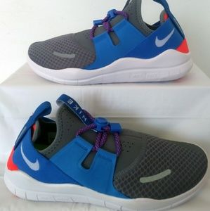 Women's Nike Shoes Size 8.5